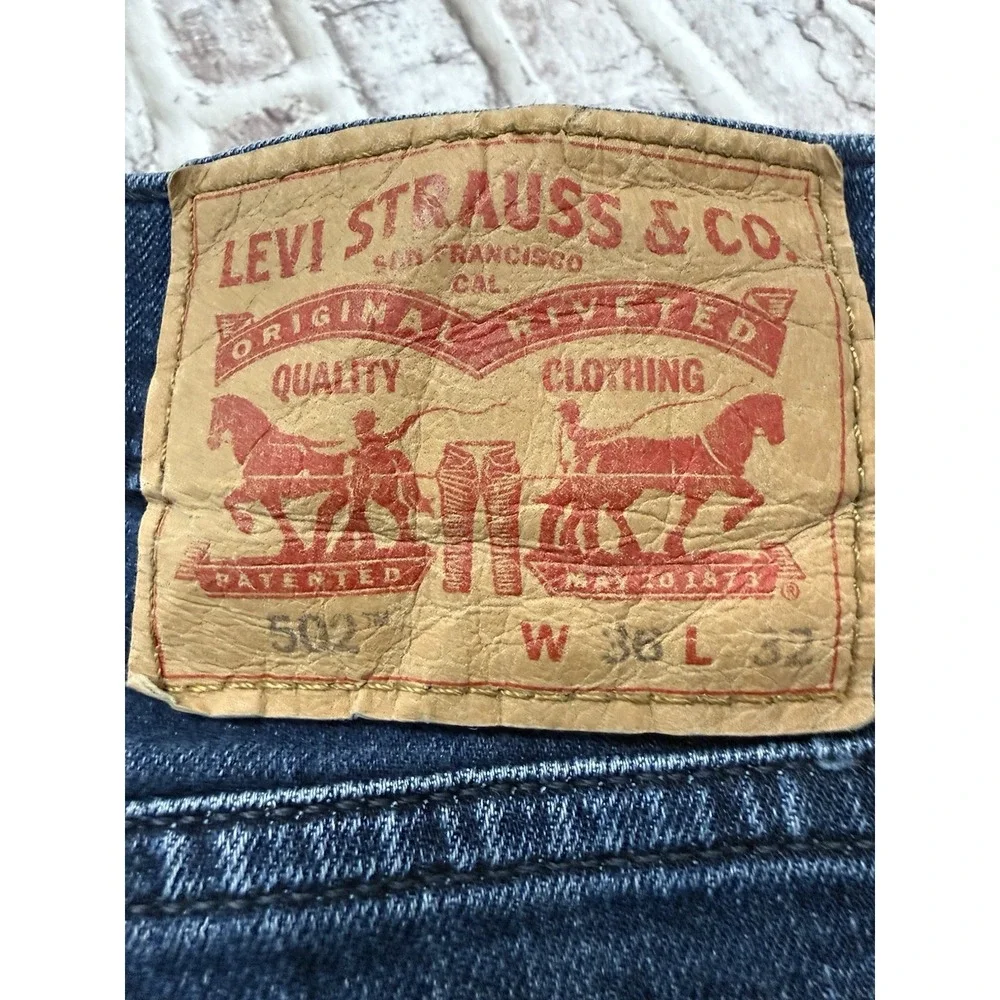 Levi's 502 Regular Taper Fit Jeans Men's 38x31 Dark Indigo Wash All Seasons Tech